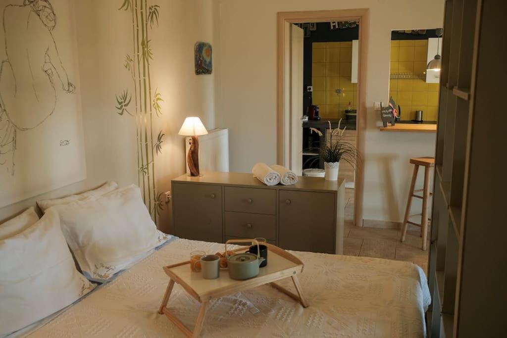 Apartment With Garden In Thessaloniki. エクステリア 写真